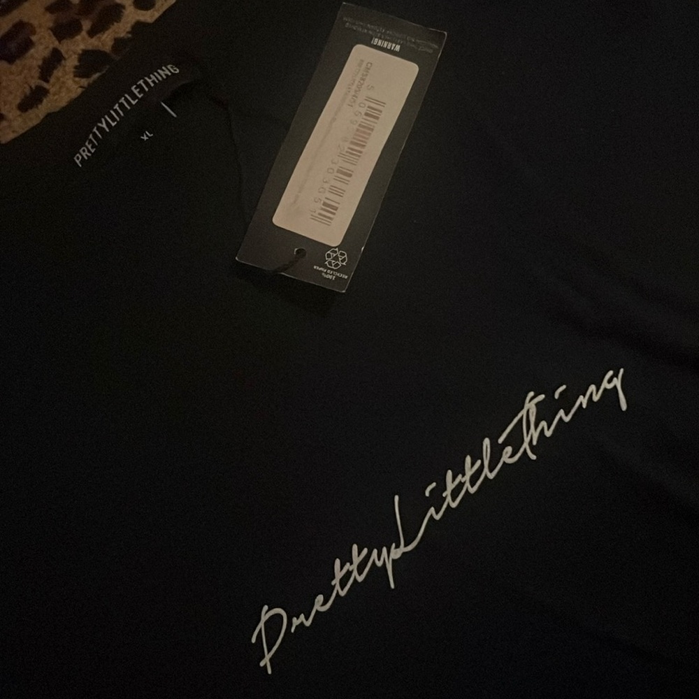 Pretty little things clothing line. Crop top. Black XL.